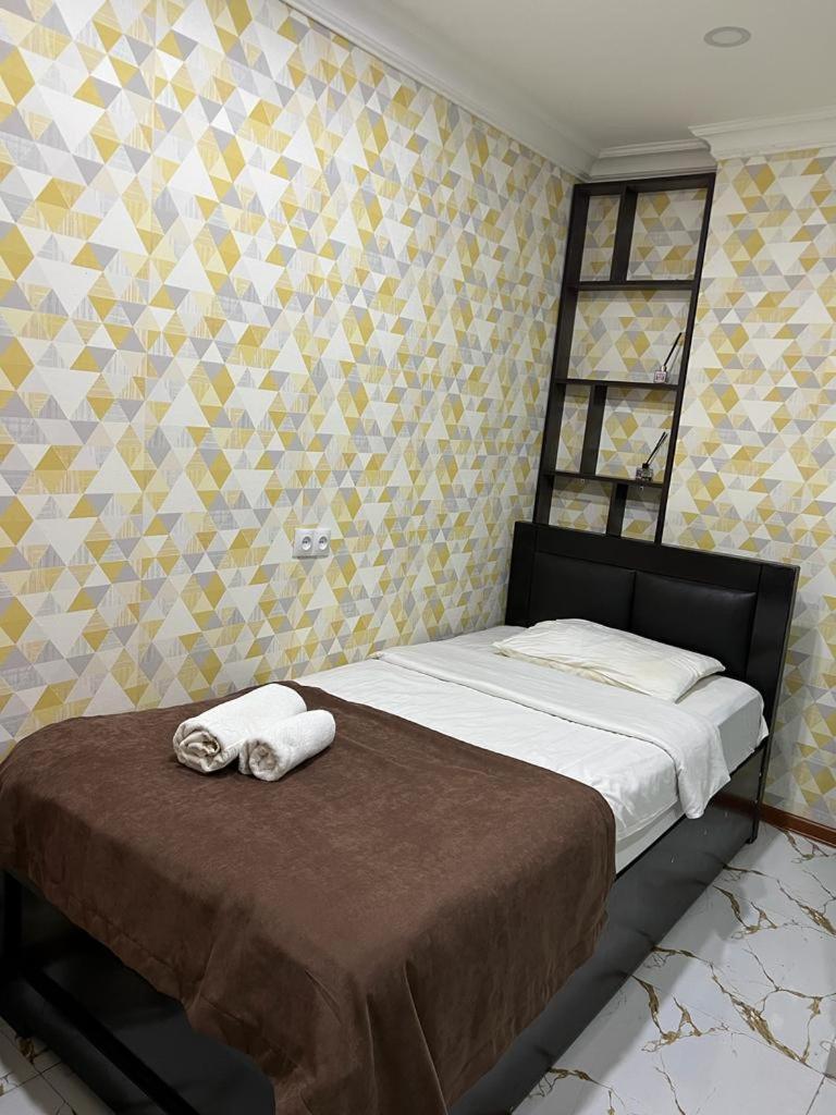 Elno Hotel Тбилиси Экстерьер фото
