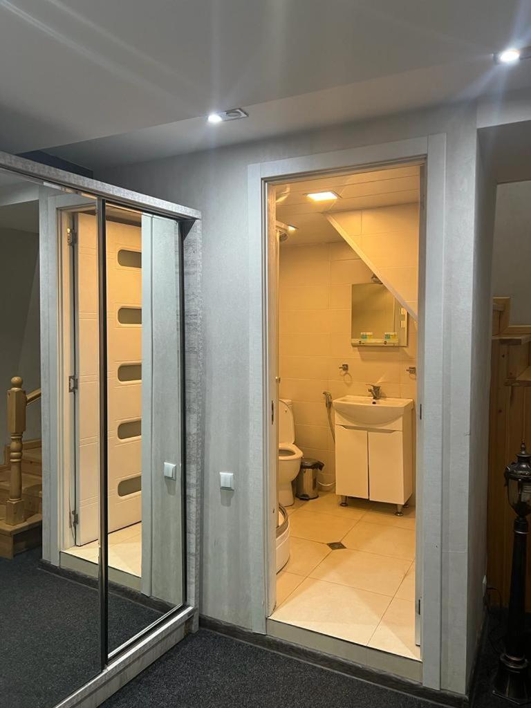 Elno Hotel Тбилиси Номер фото