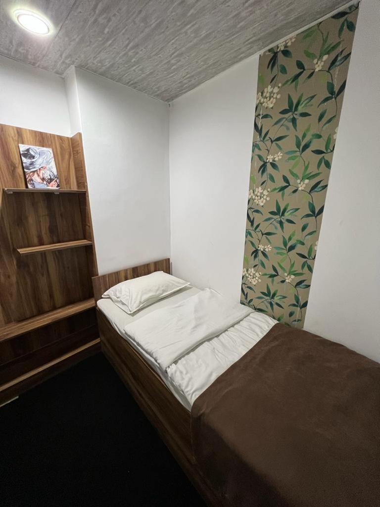 Elno Hotel Тбилиси Экстерьер фото